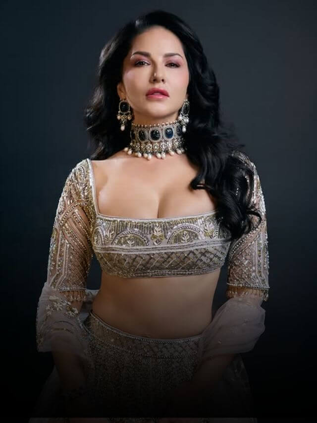 Sunny Leone (7) (1)